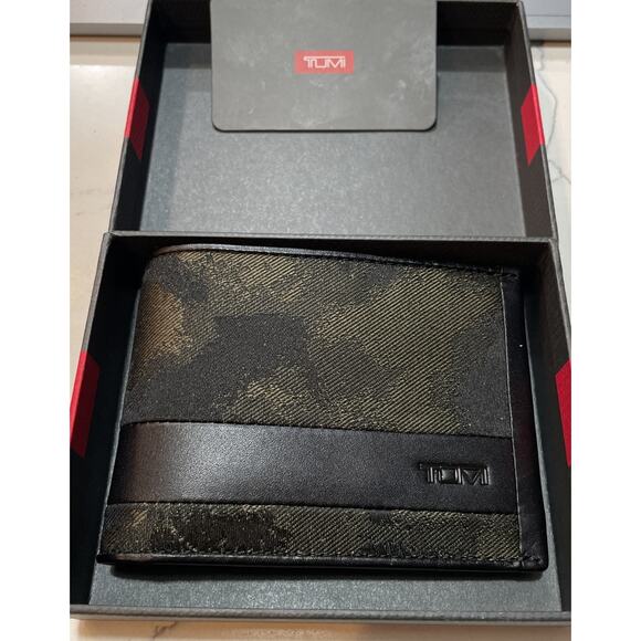 TUMI ALPHA SLG Black Green Camo Double Billfold Wallet NEW in Box Fast Ship - Picture 5 of 8